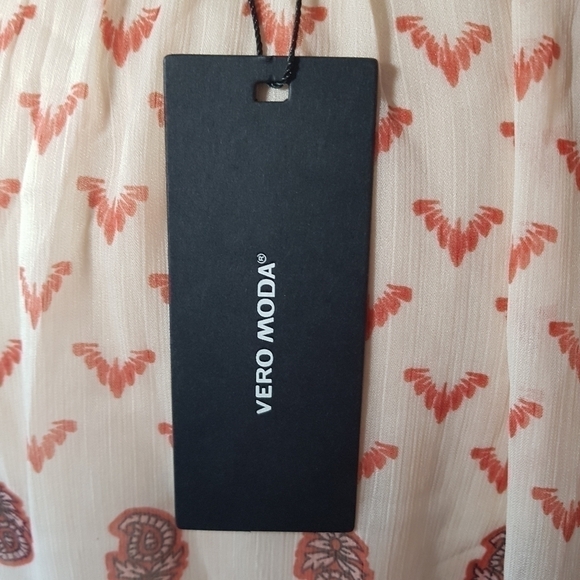 Vero Moda Addison Pullover Tunic Top - Picture 13 of 14